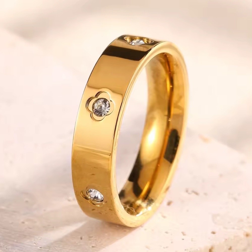 Lux 2x gold color crystal 7 size ring - Picture 4 of 14